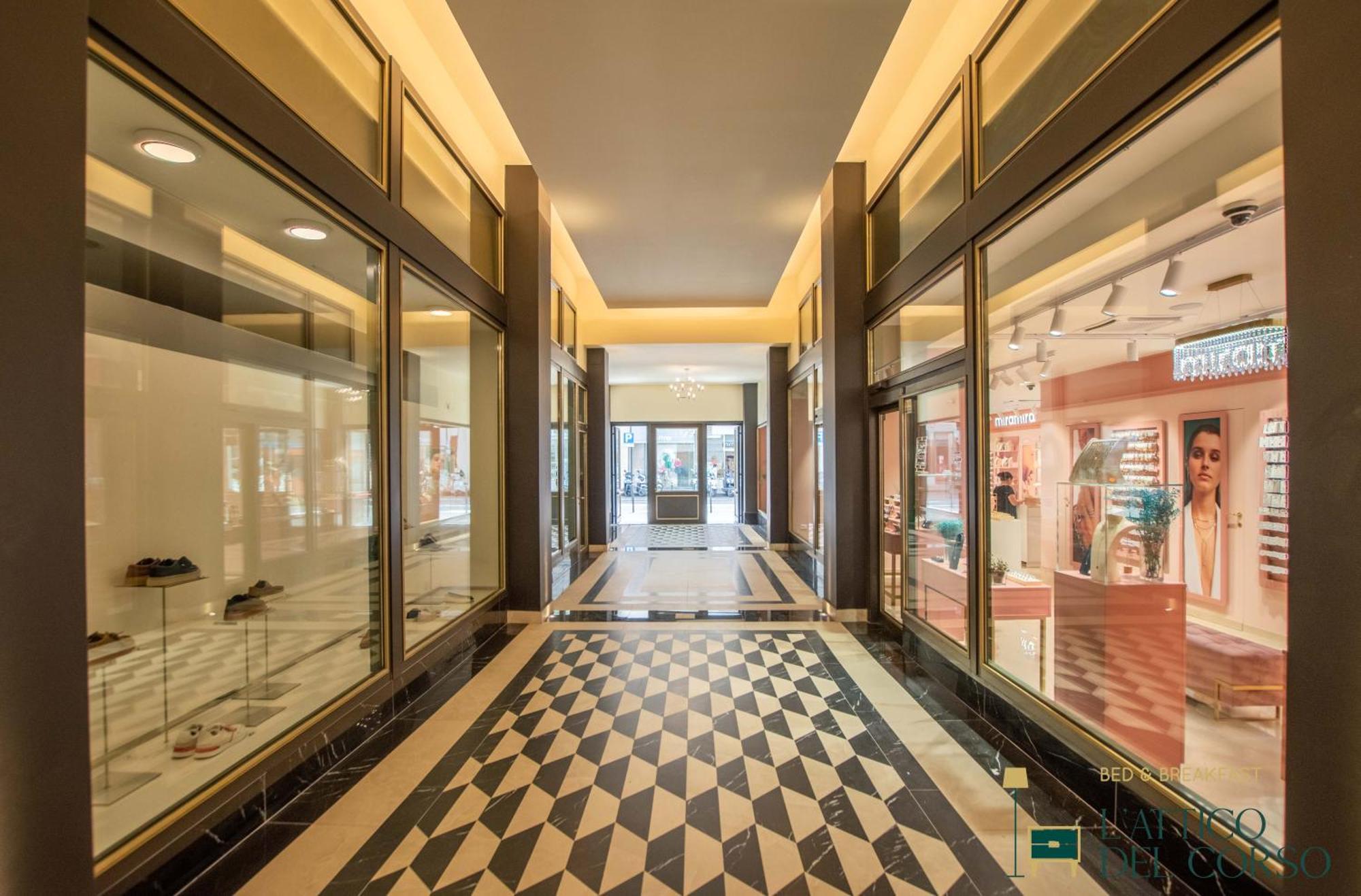 L'Attico Del Corso Daire Trieste Dış mekan fotoğraf